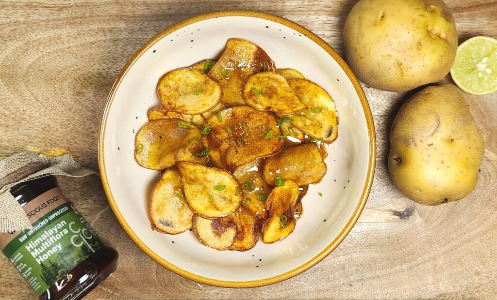 honey butter chips with potatoes, honey, butter, garlic, salt, spring onions and lime